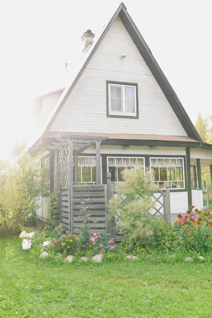 Skräddarsydda stugfönster: Unika fönster för att spegla din personliga stil